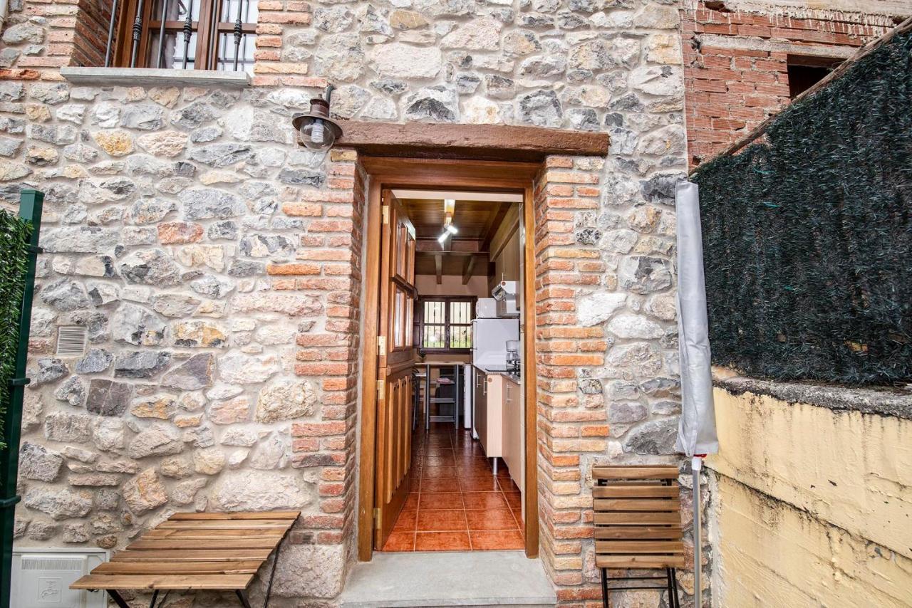 Casa Marivi Hotel Niembro Exterior photo